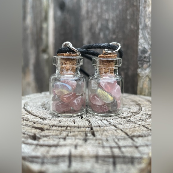 Labradorite + Lavender Rose Quartz Pendant | Cork Jar Necklace | Crystal Jewelry - Picture 1 of 6